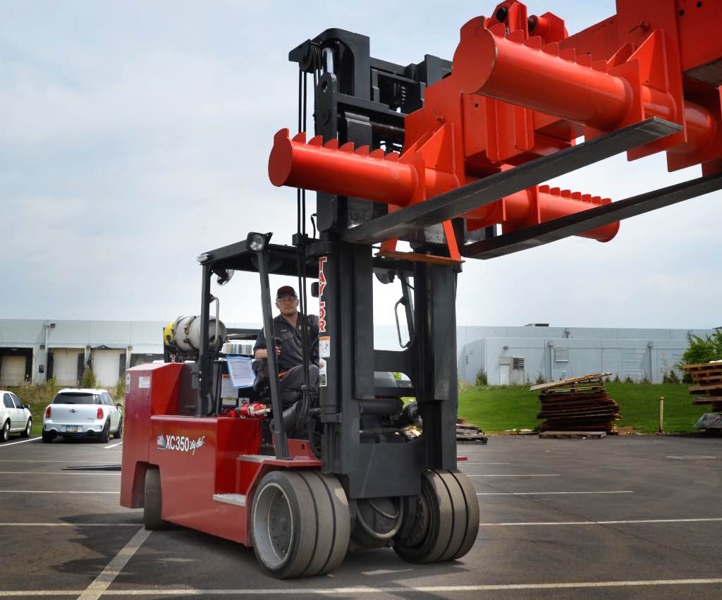 Logan Taylorさん専用 XC-220SL XC Series Cushion Tire Forklift | Taylor Machine Works