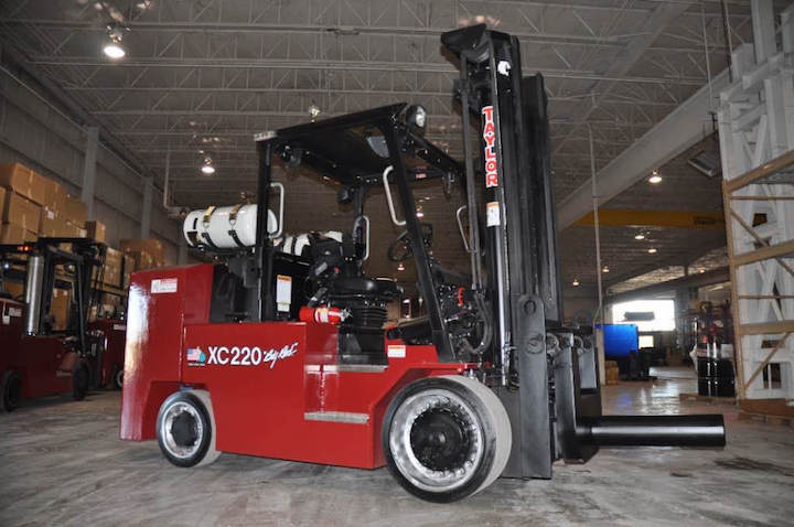XC-220S Cushion Tire Forklift